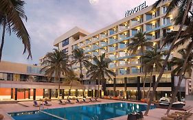 Novotel Mumbai Juhu Beach